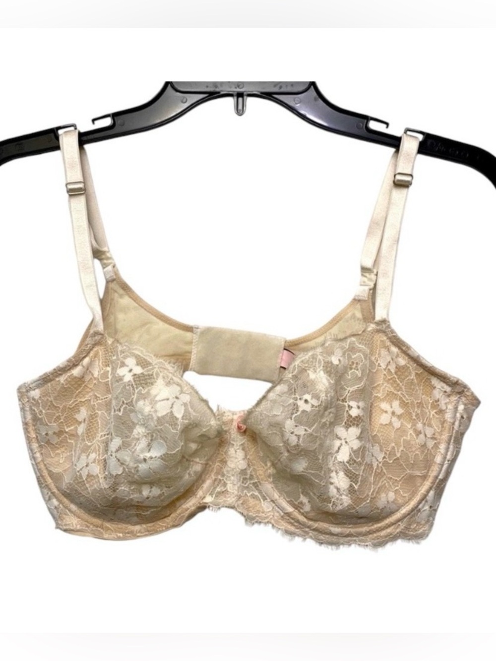 Victoria’s Secret Dream Angels Lace Bra Push Up Without Padding 36D